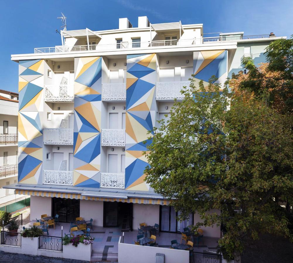 Color Hotel Rimini Ngoại thất bức ảnh